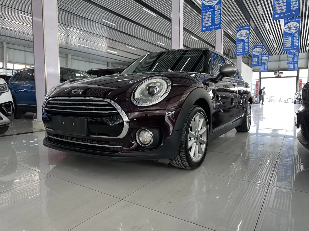 MINI CLUBMAN