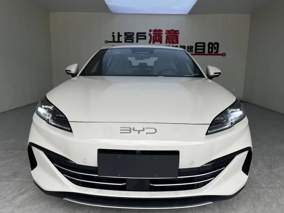 BYD Seal 06DM