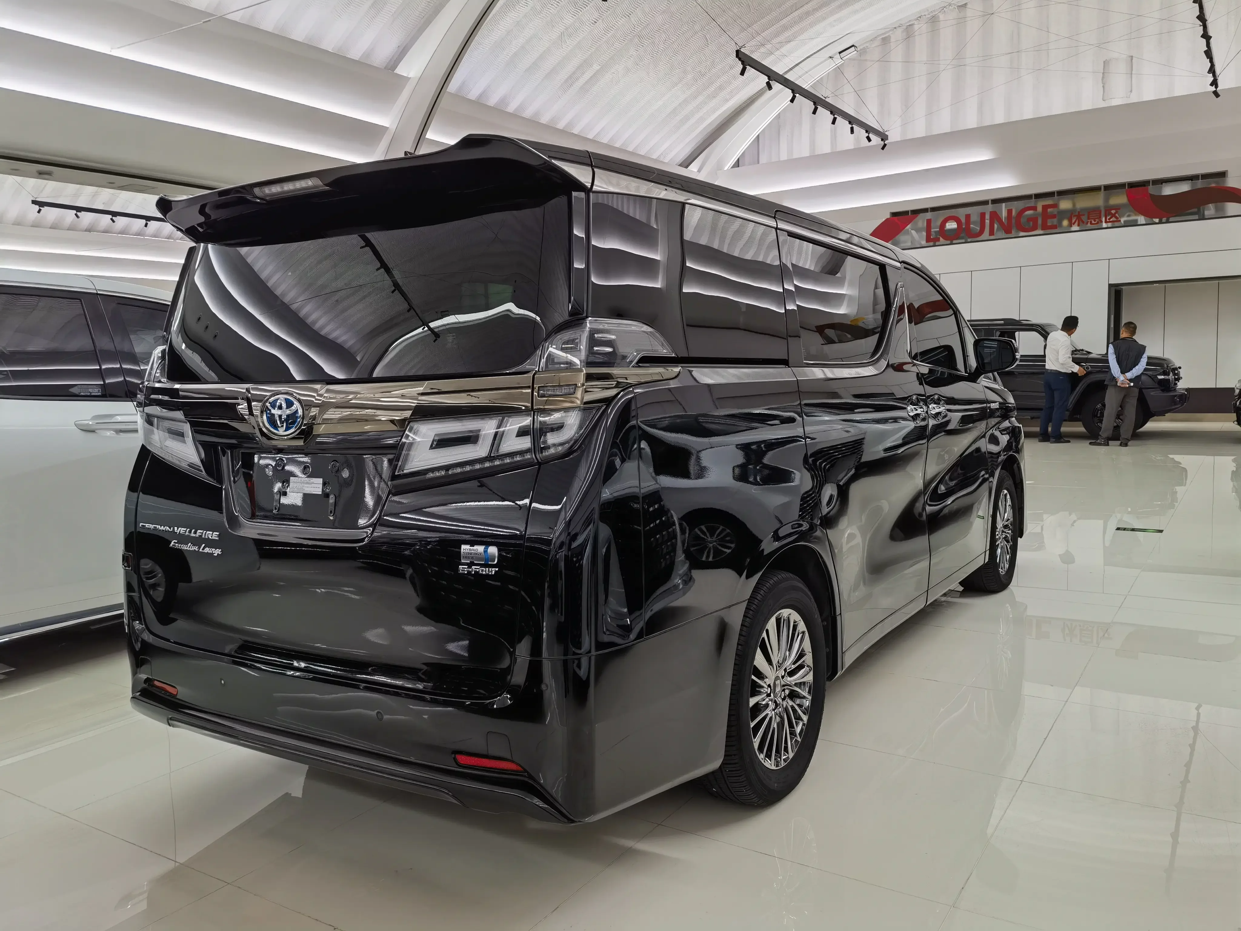 Toyota Crown Wellfire