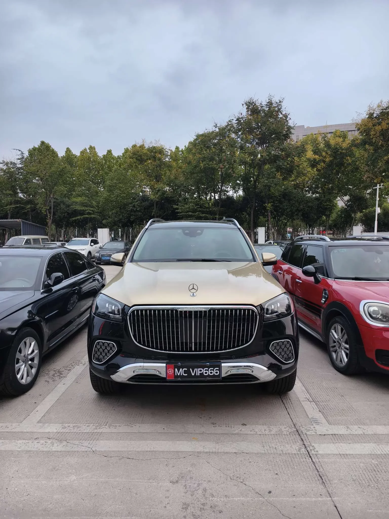 Mercedes-Benz GLS