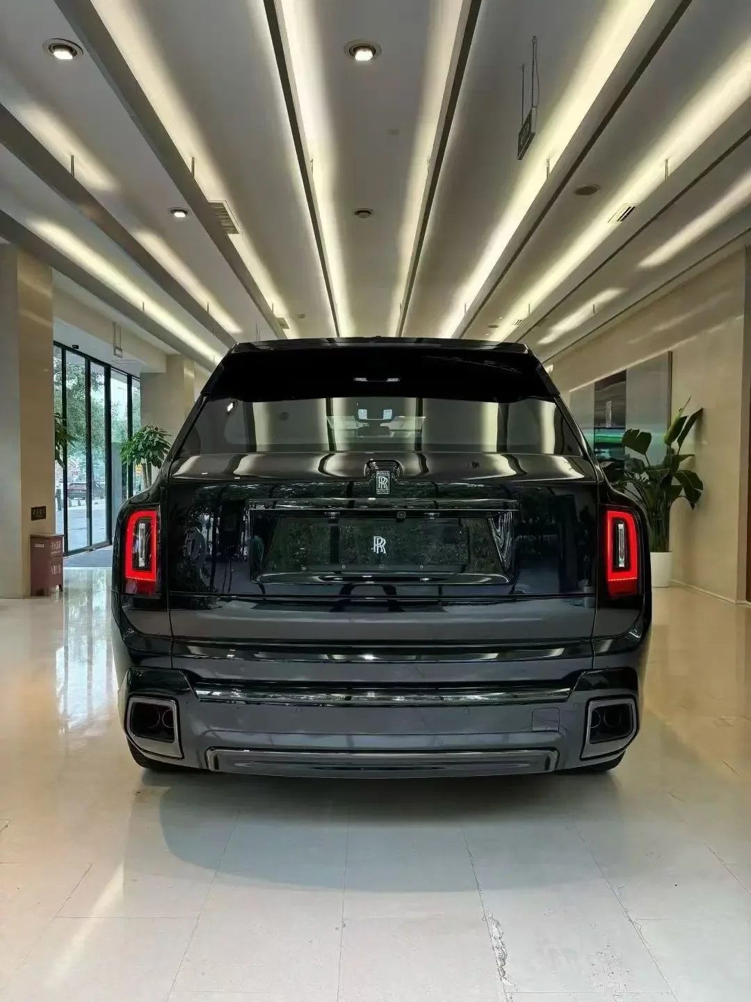 Rolls Royce Cullinan