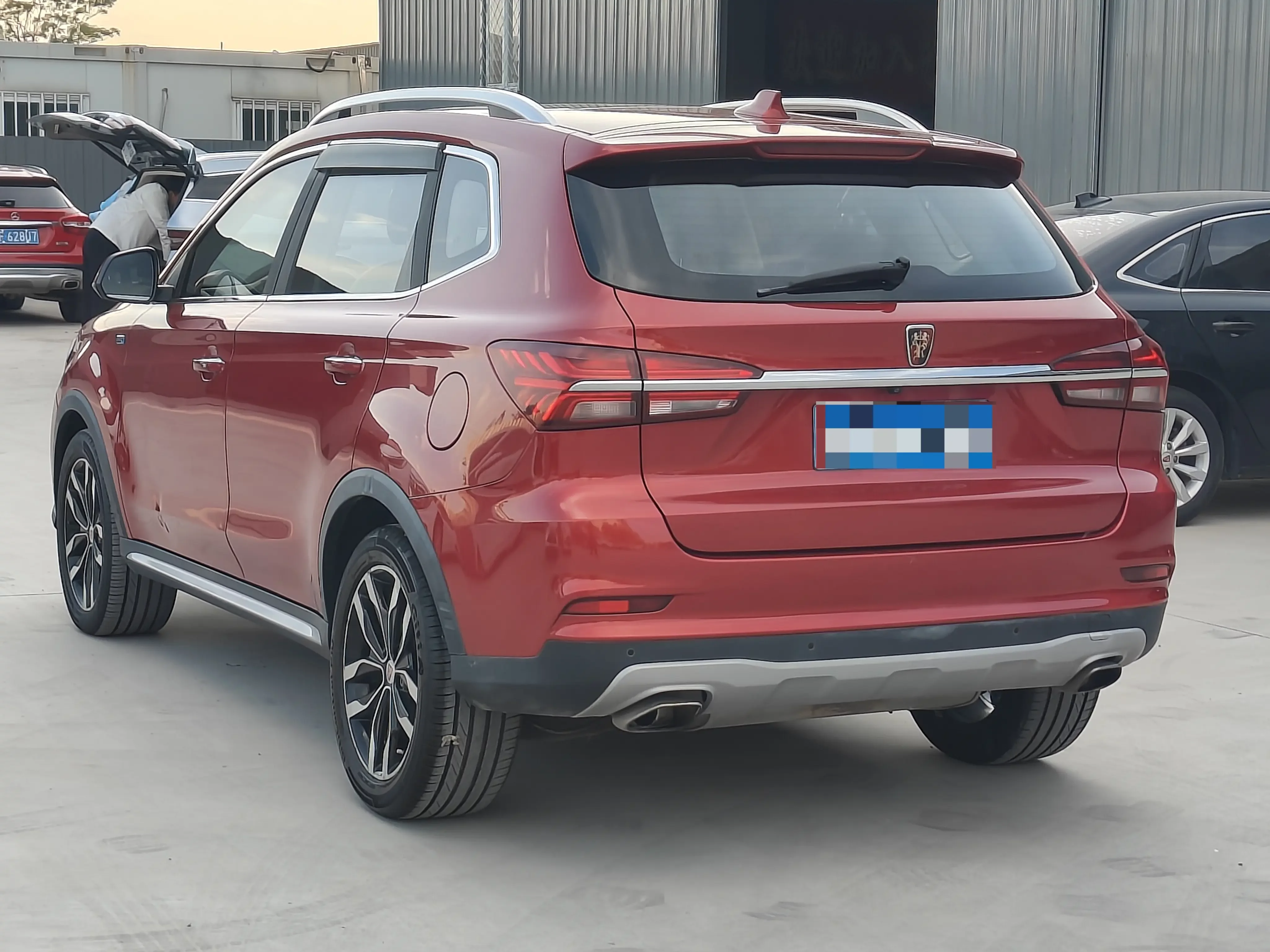 Roewe RX5