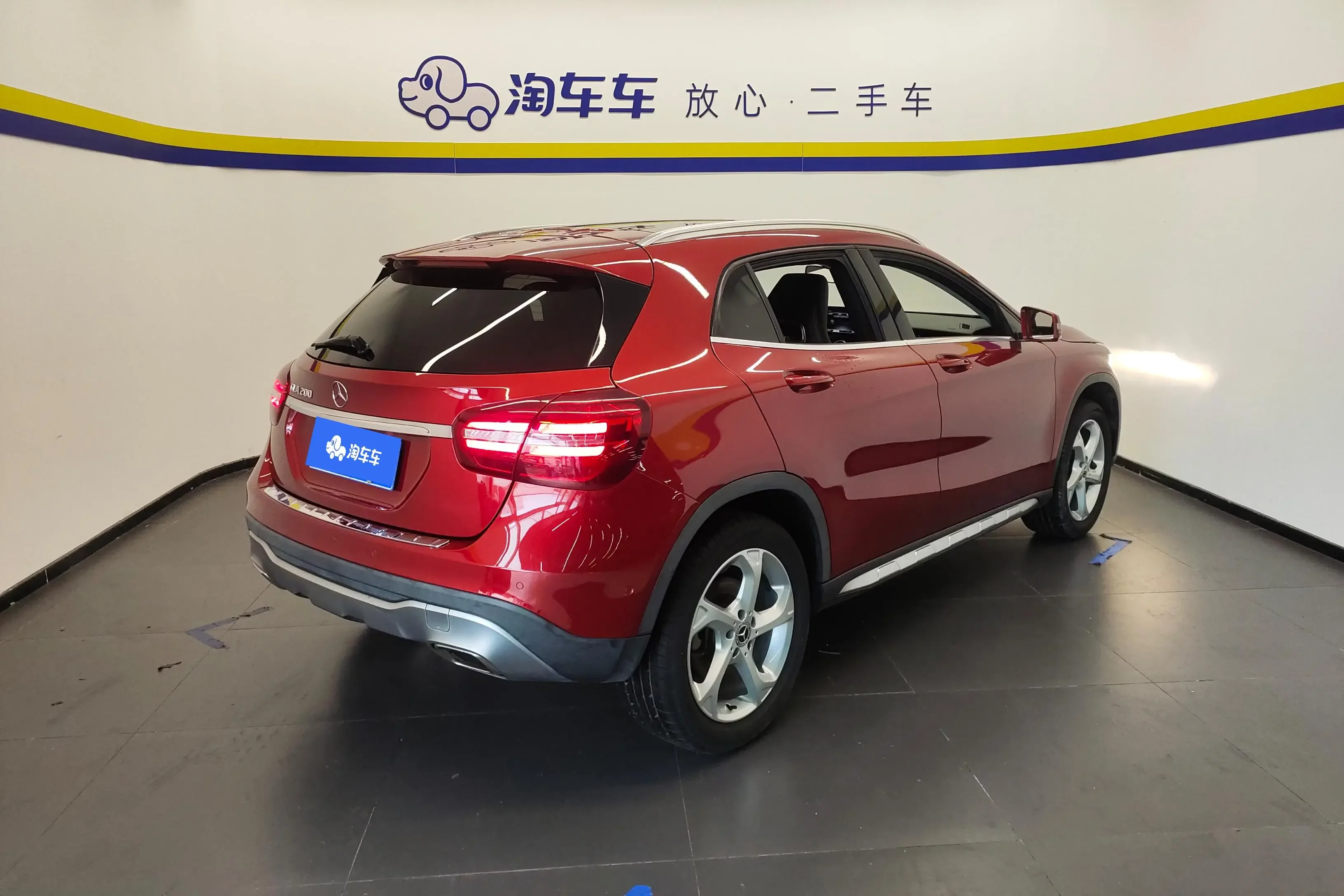 Mercedes-Benz GLA