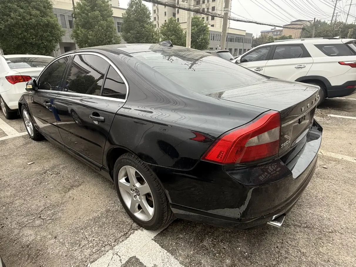 Volvo S80L
