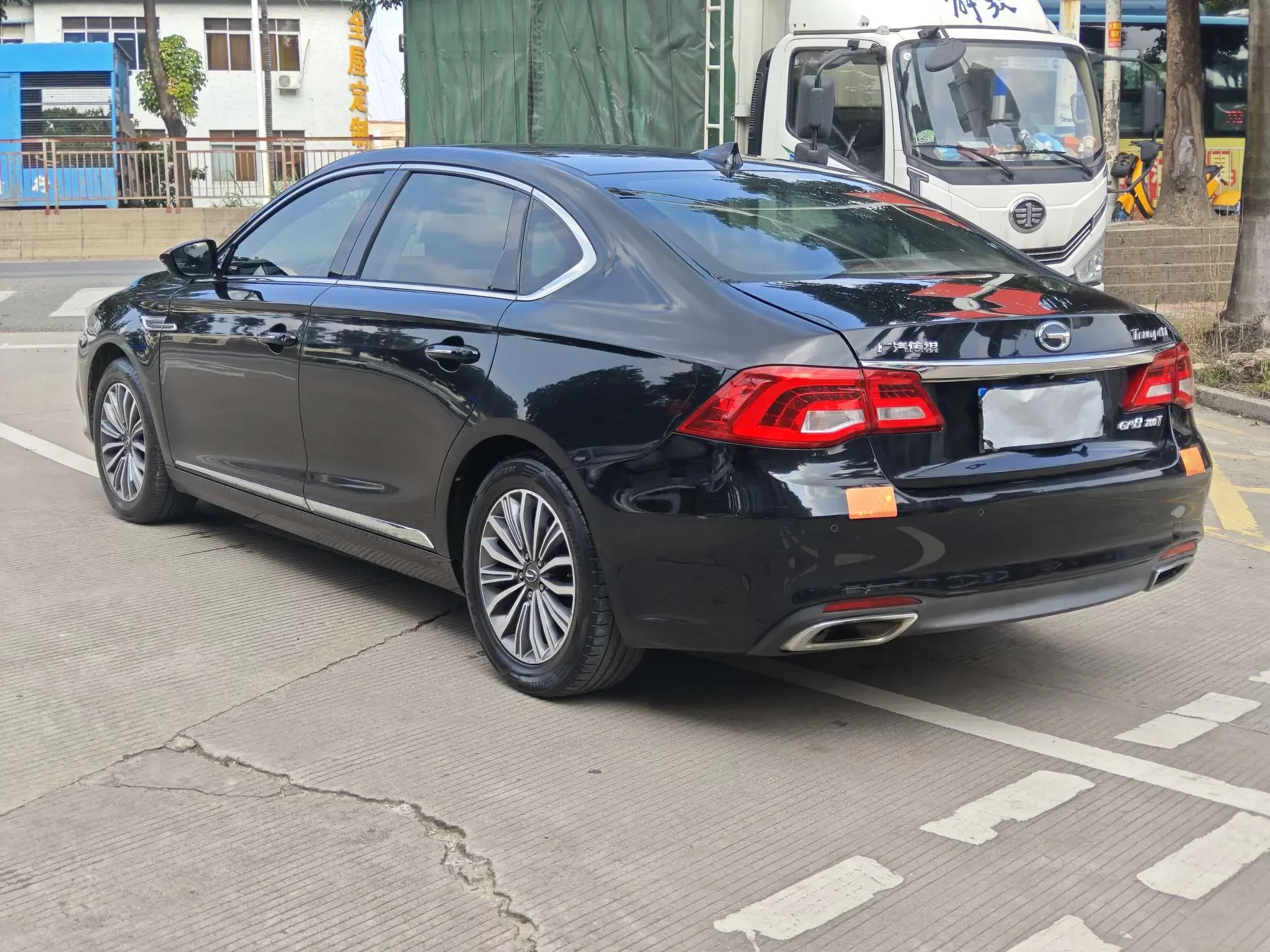 GAC Trumpchi GA8