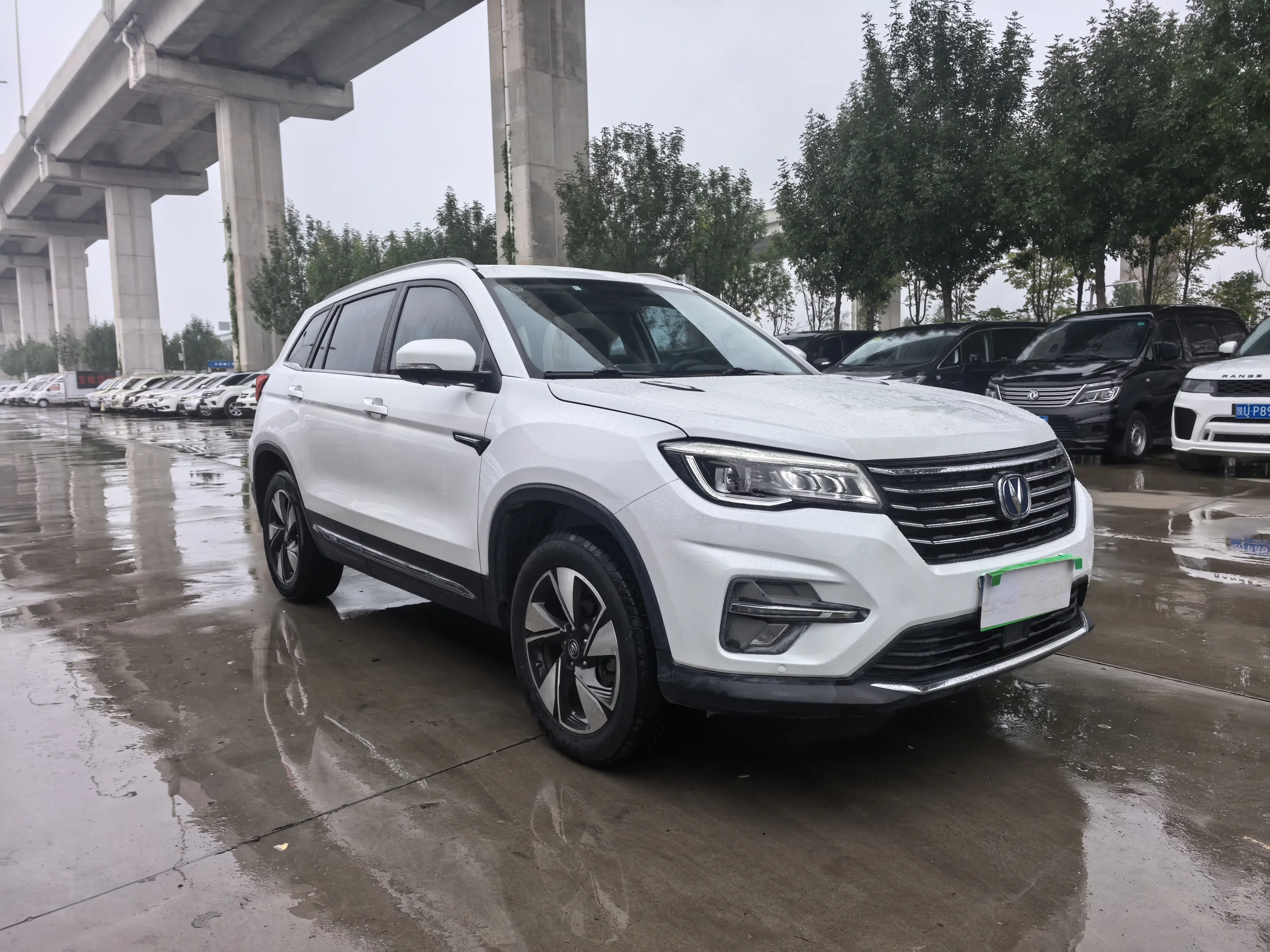 Changan CS75