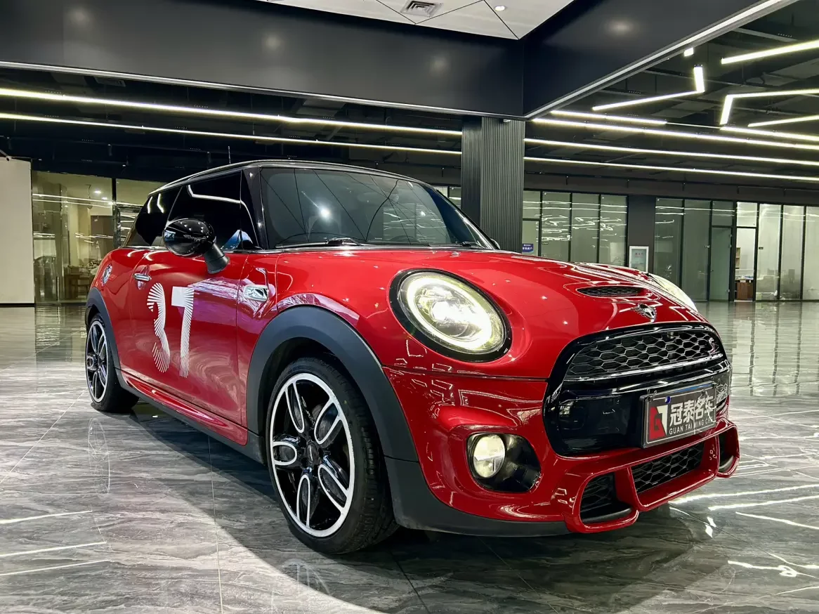 MINI 