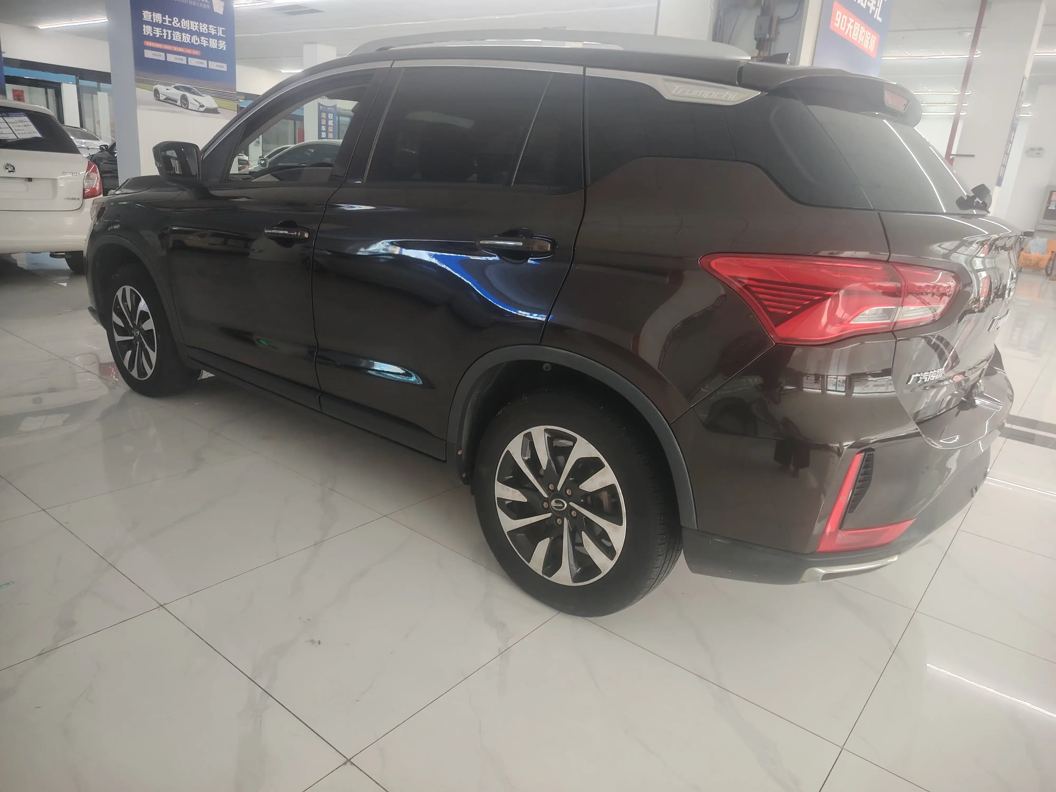 GAC Trumpchi GS4