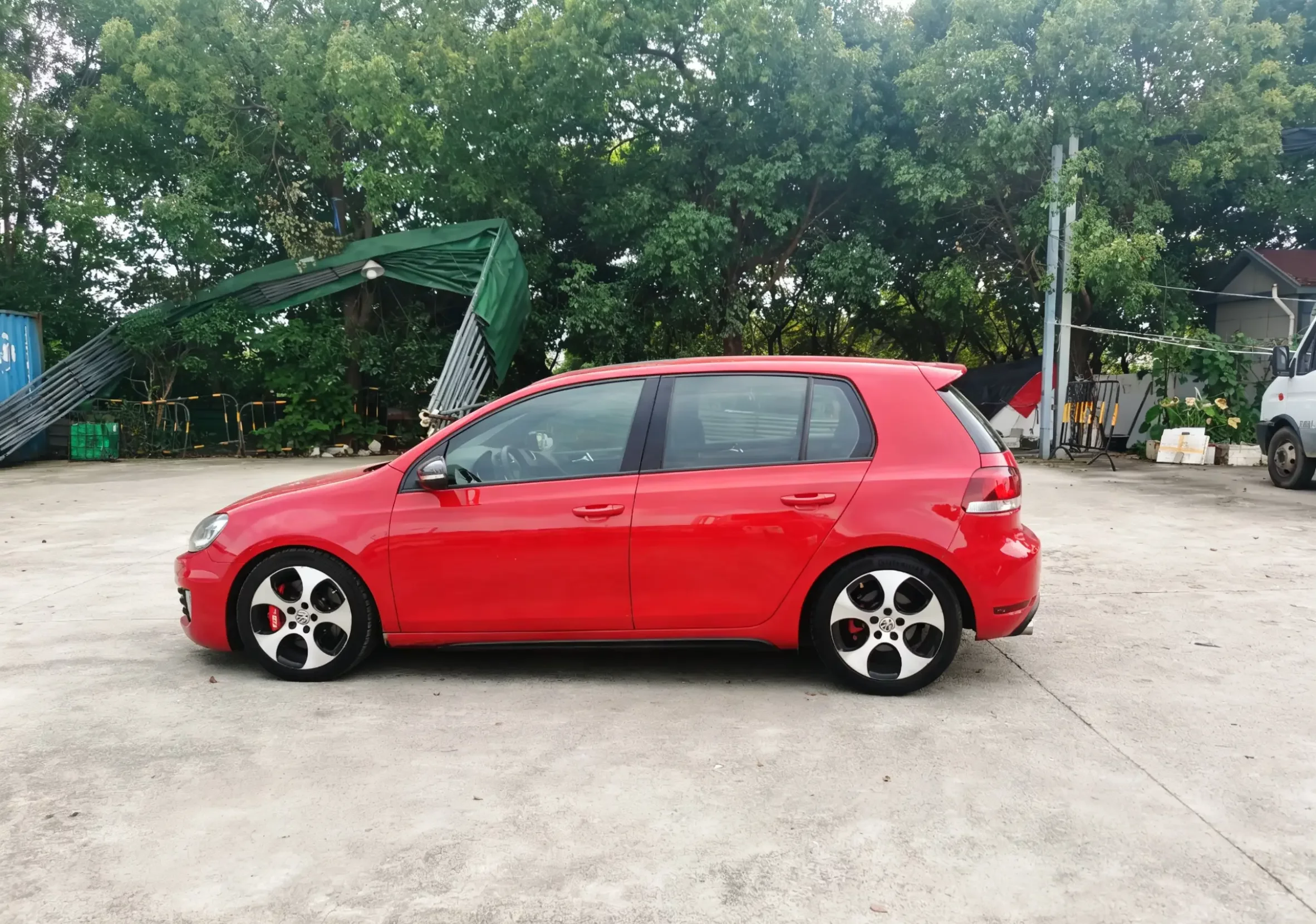 Volkswagen Golf GTI