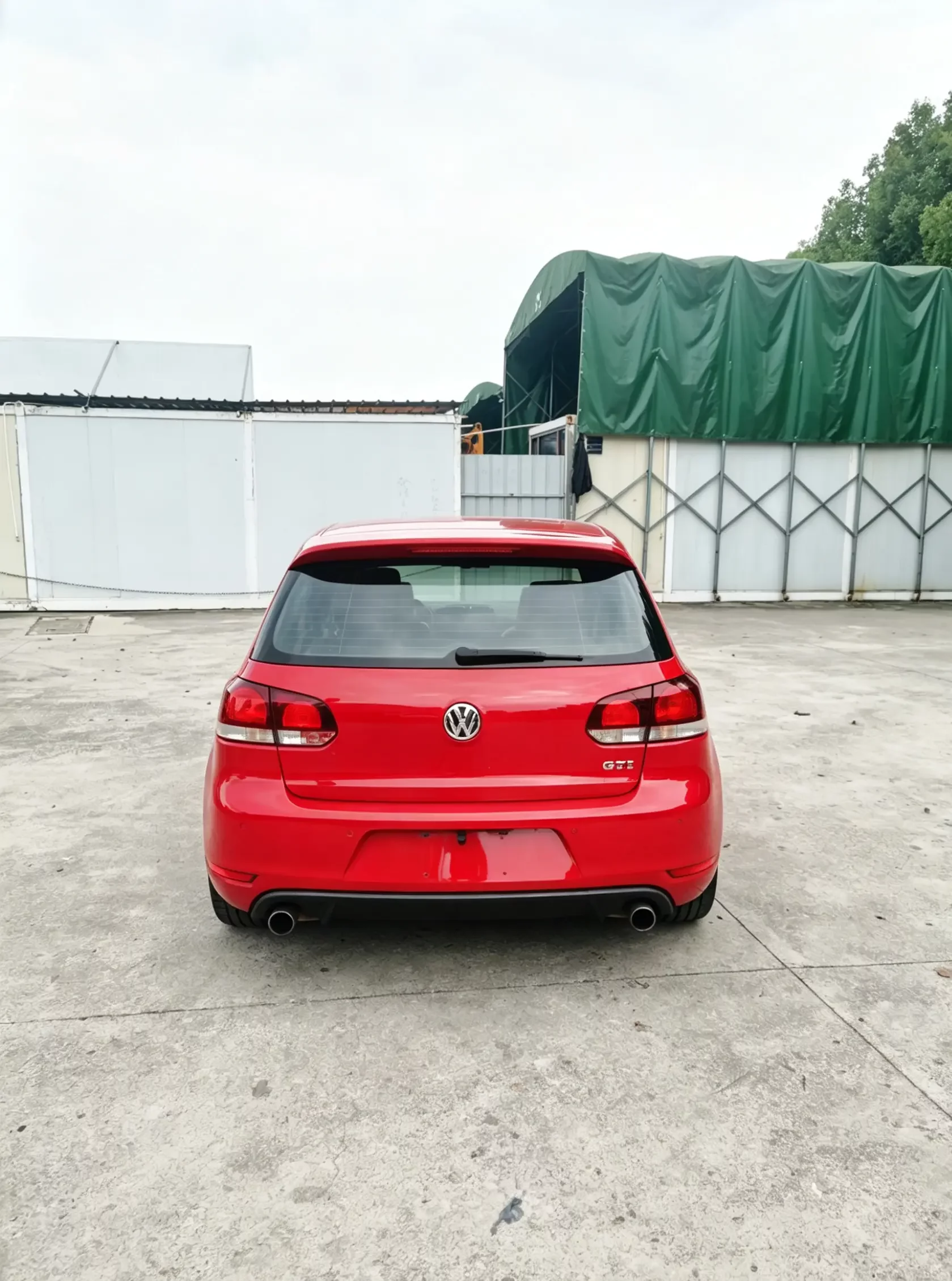 Volkswagen Golf GTI