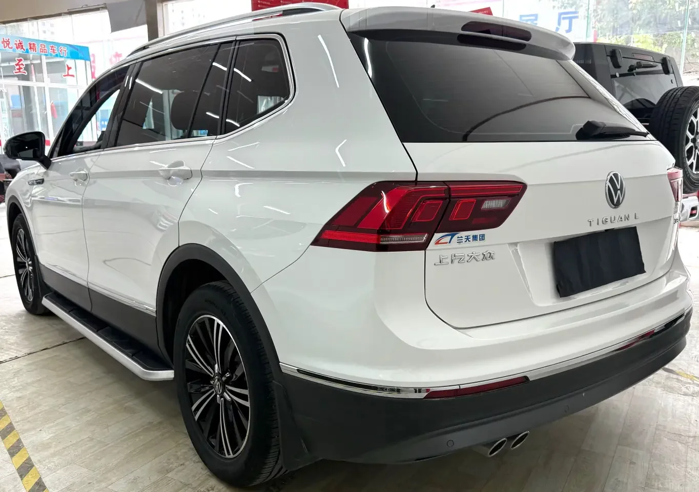 Volkswagen Tiguan L