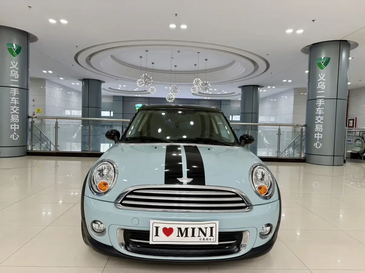 MINI CLUBMAN