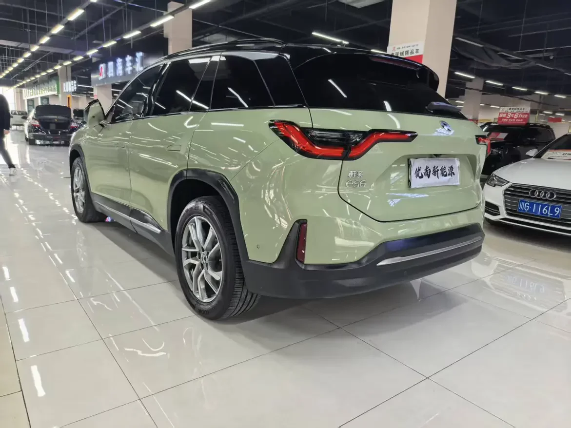 NIO ES6
