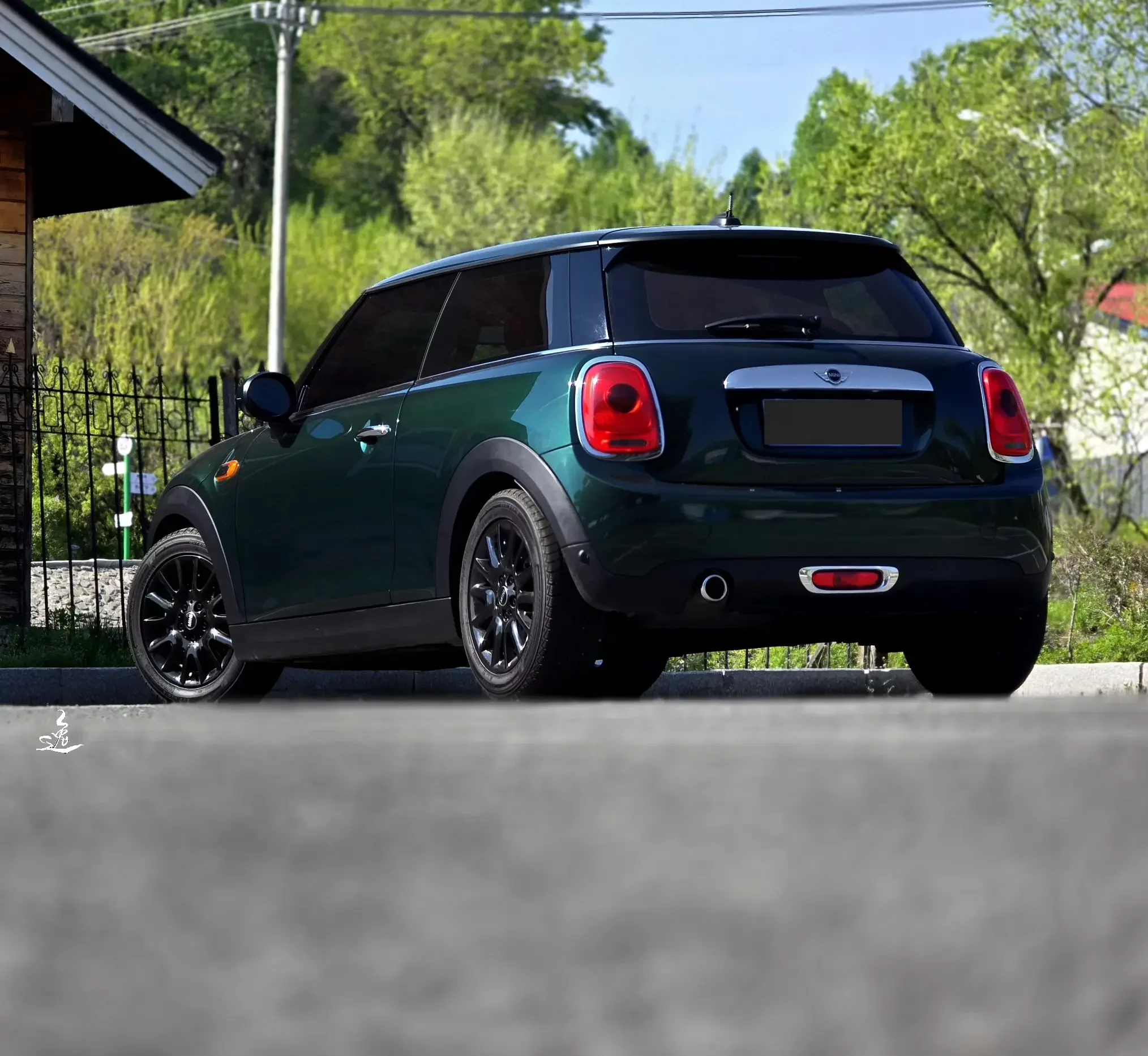 MINI 