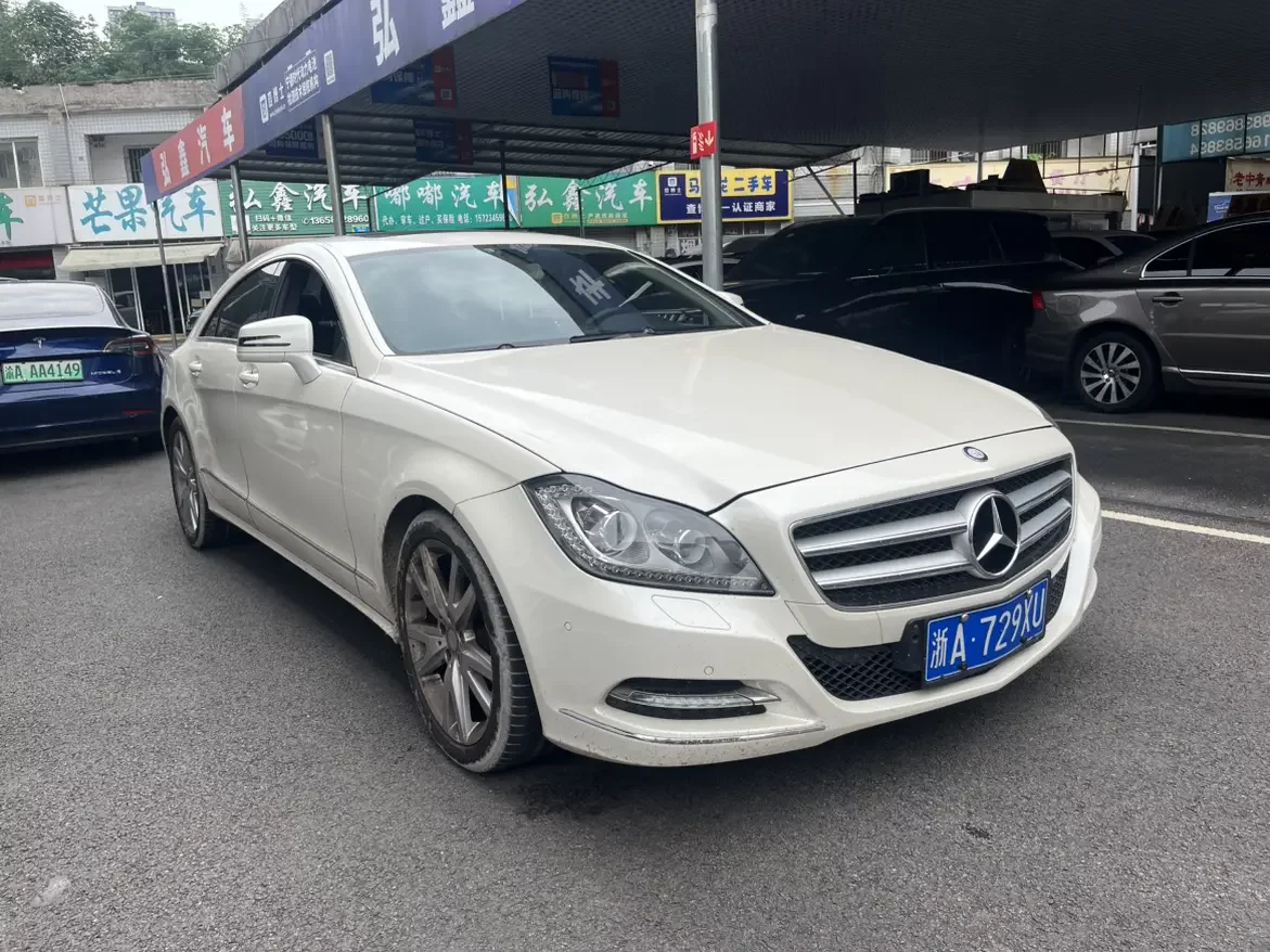 Mercedes-Benz CLS