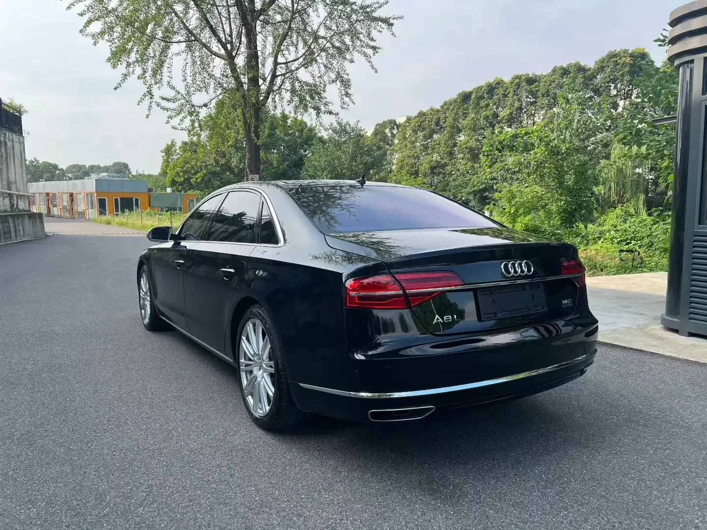 Audi A8