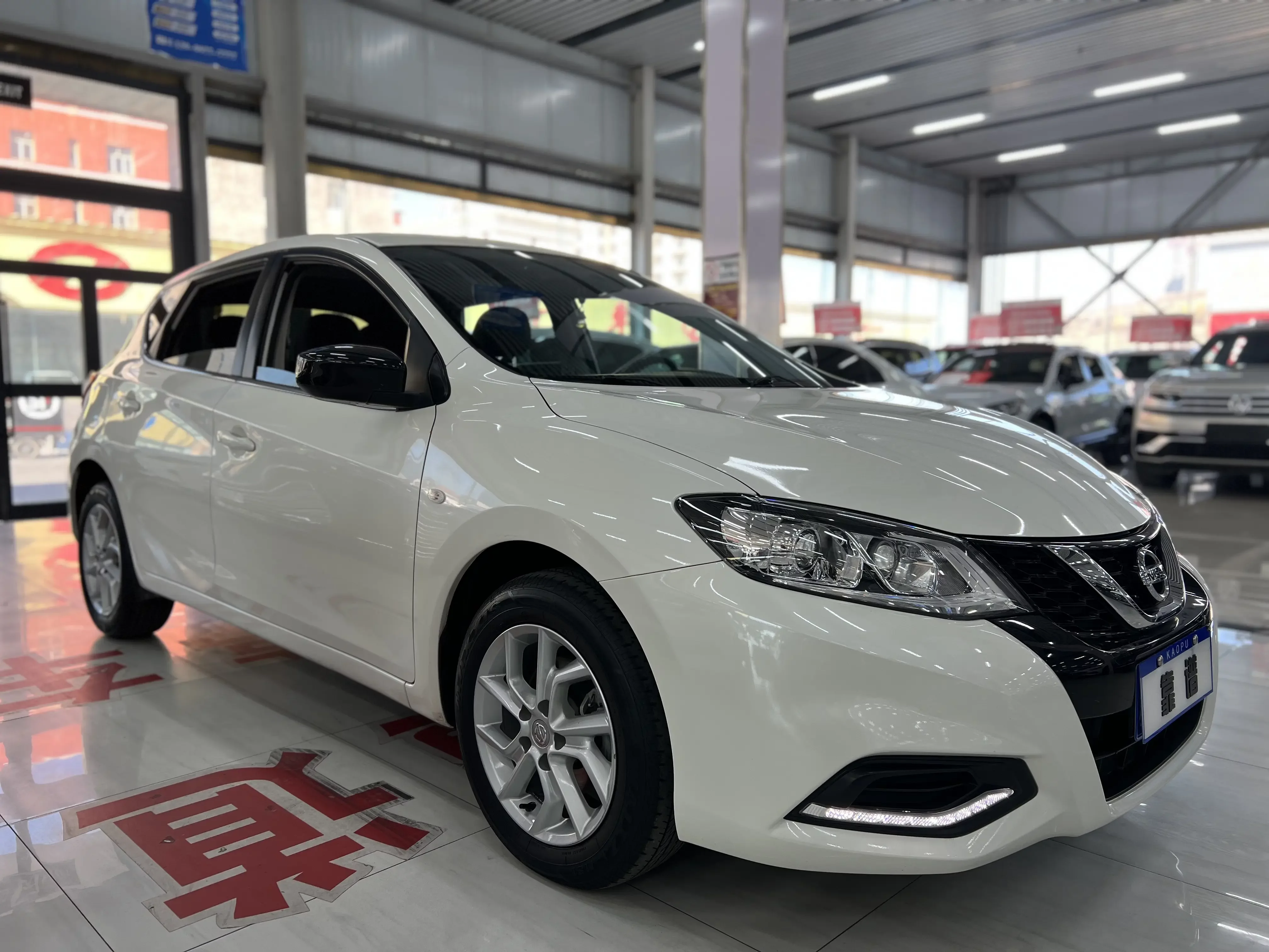 Nissan Tiida
