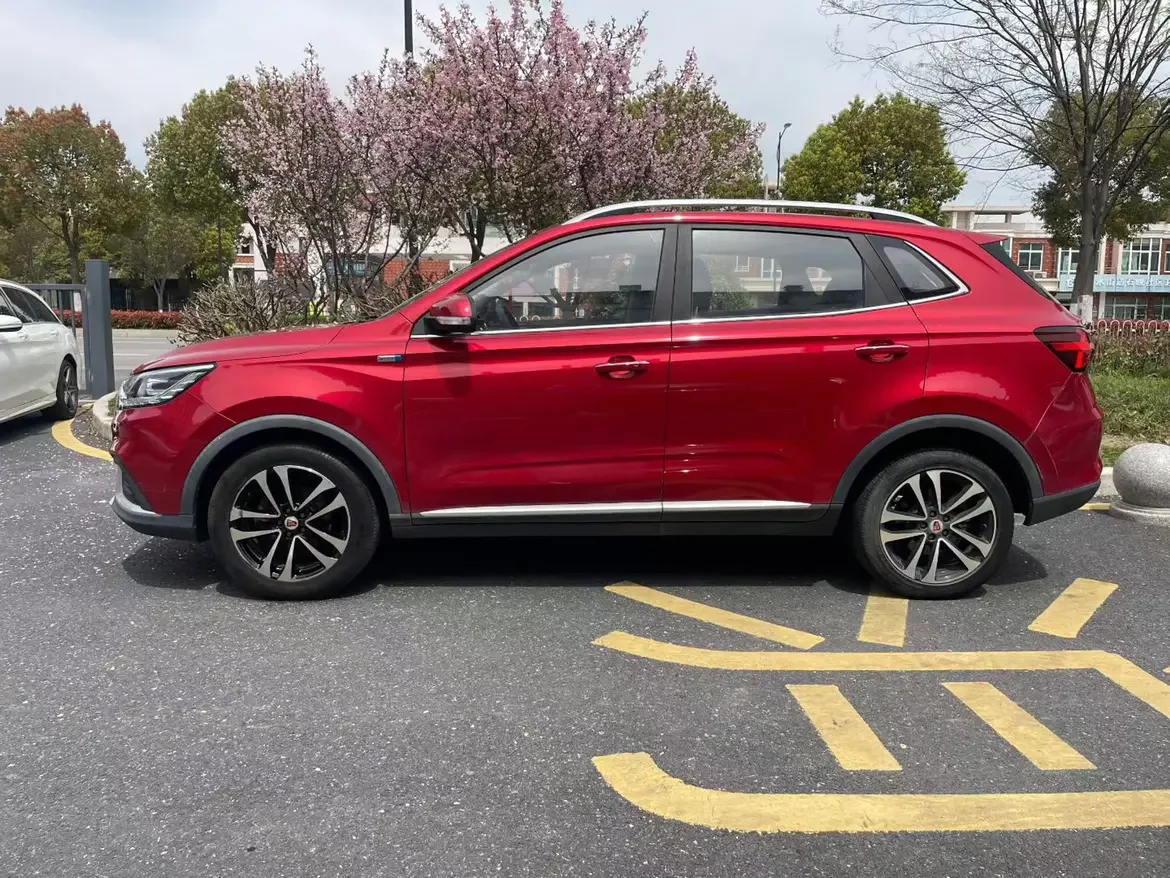 Roewe RX3