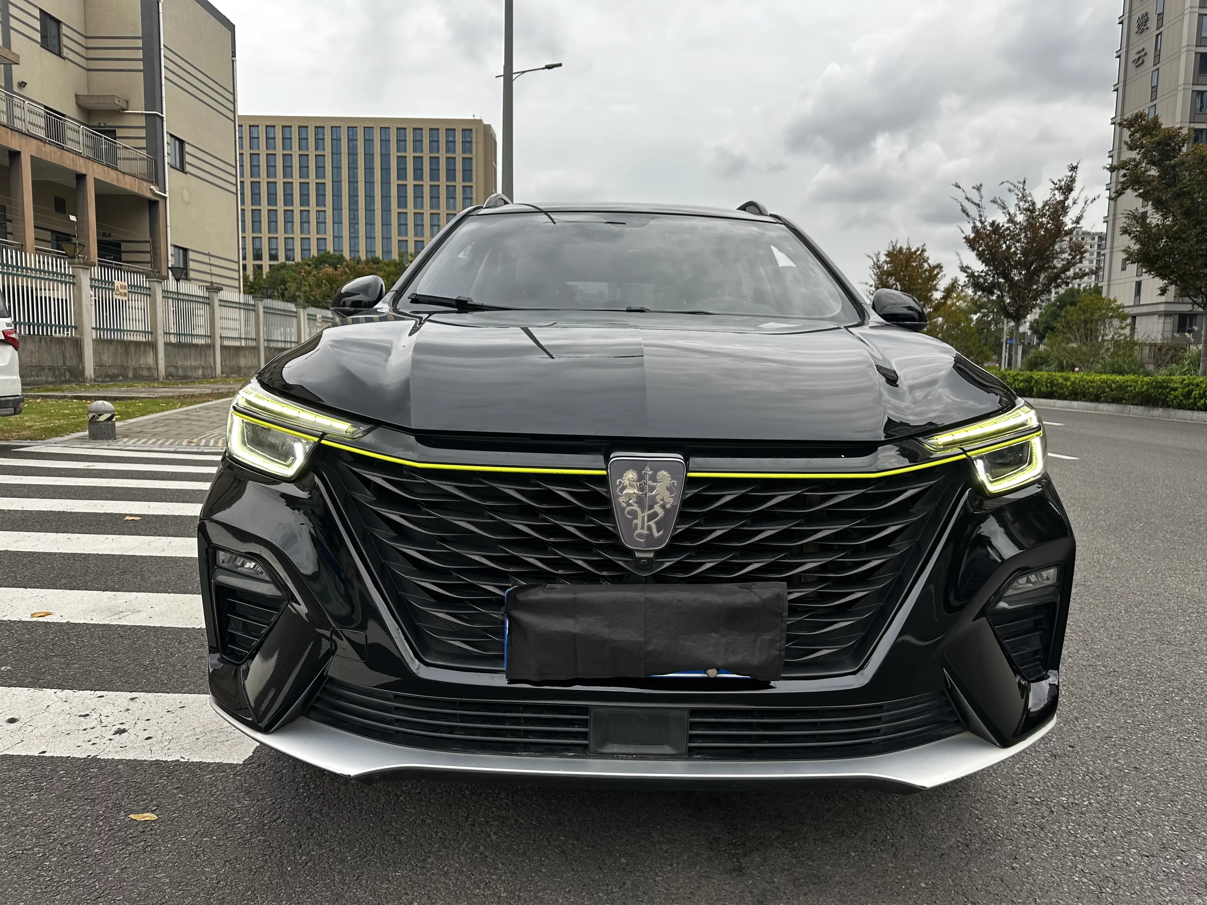 Roewe RX5