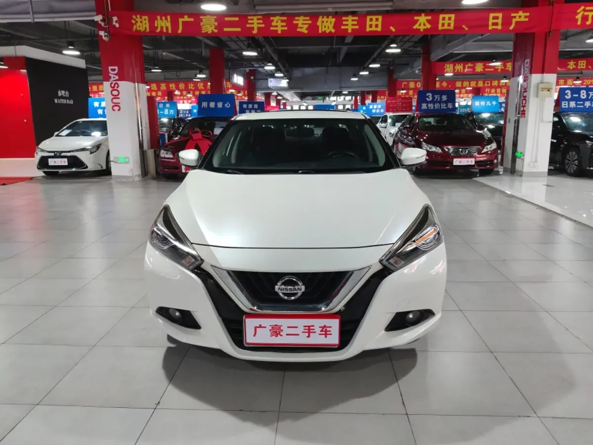 Nissan bluebird
