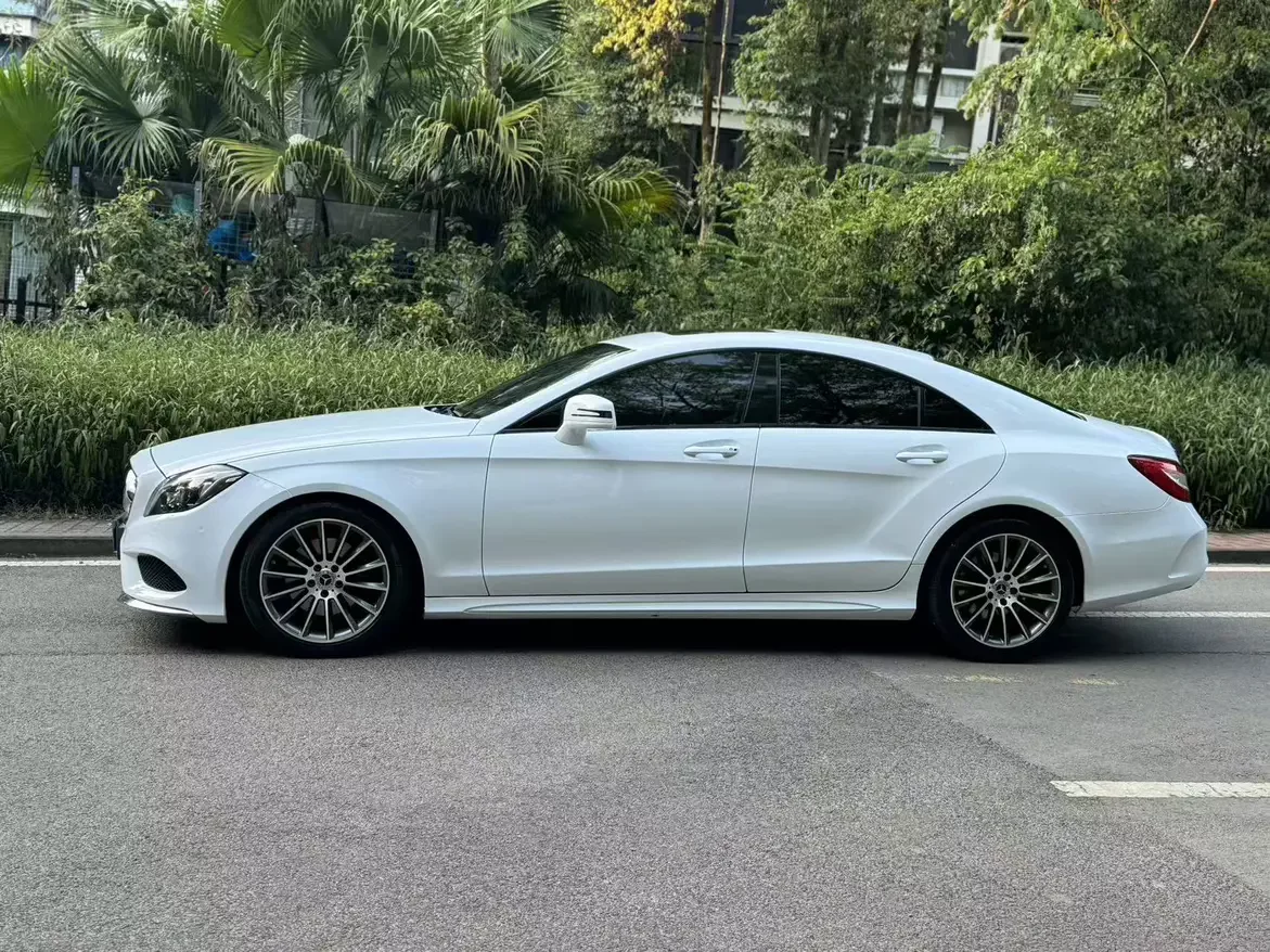 Mercedes-Benz CLS