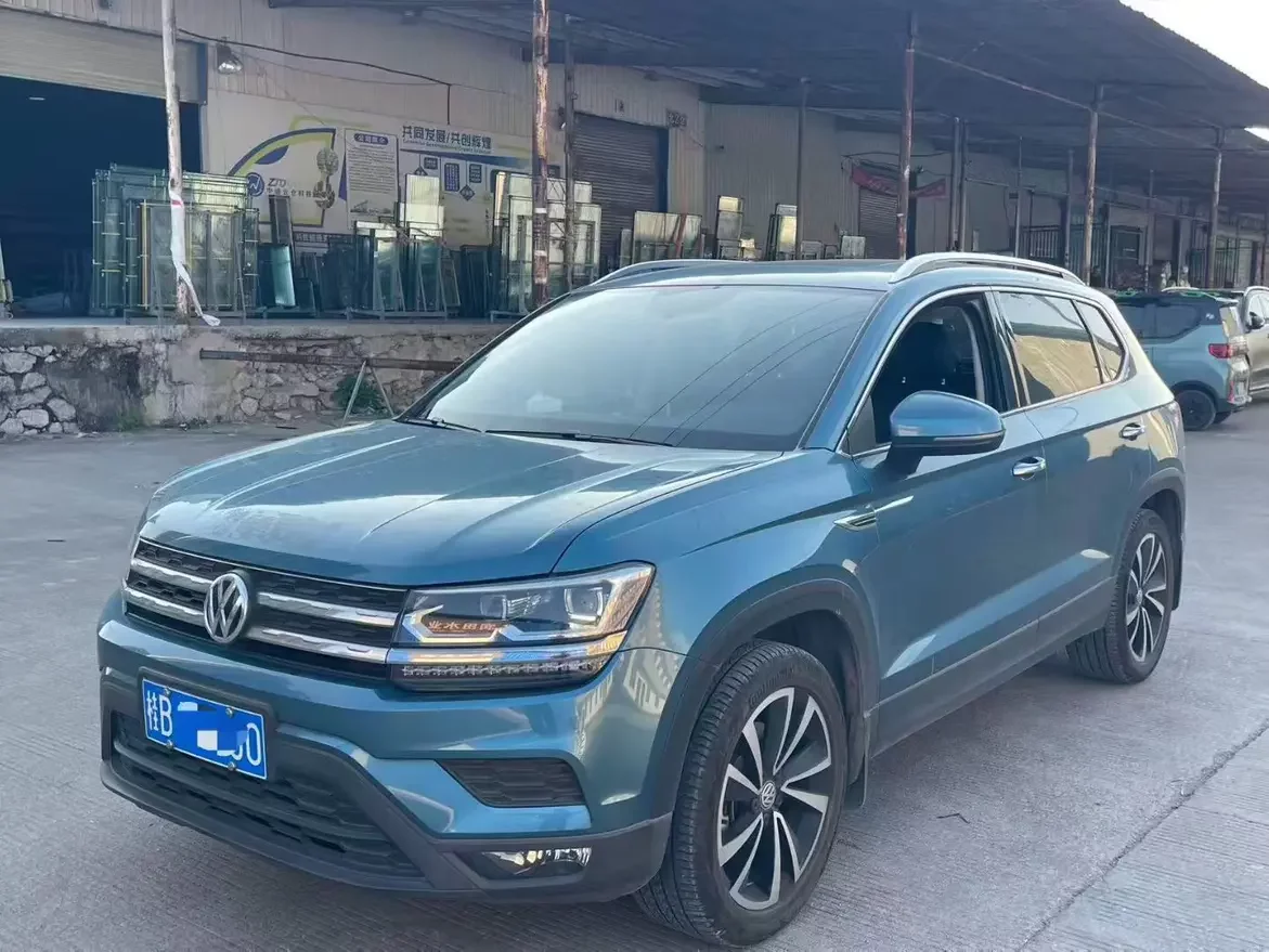 Volkswagen Tharu