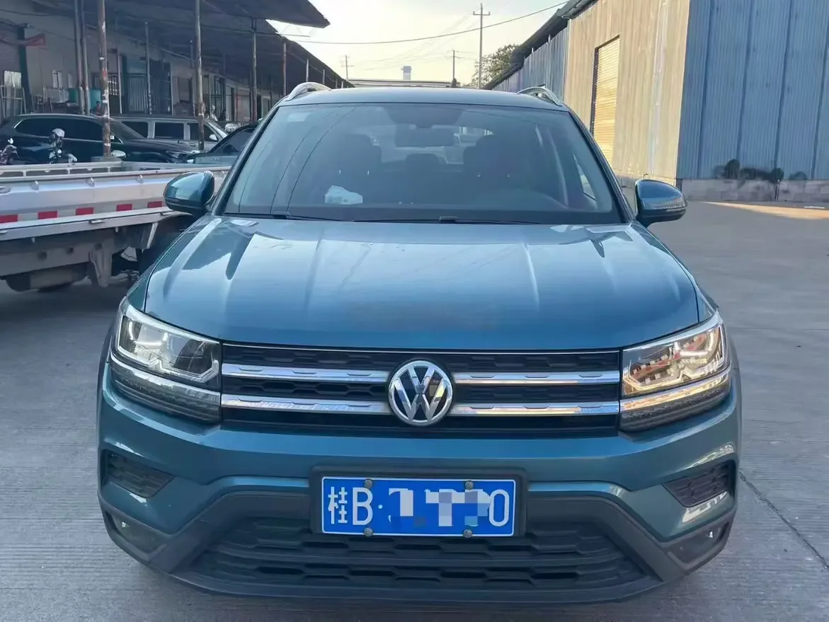 Volkswagen Tharu