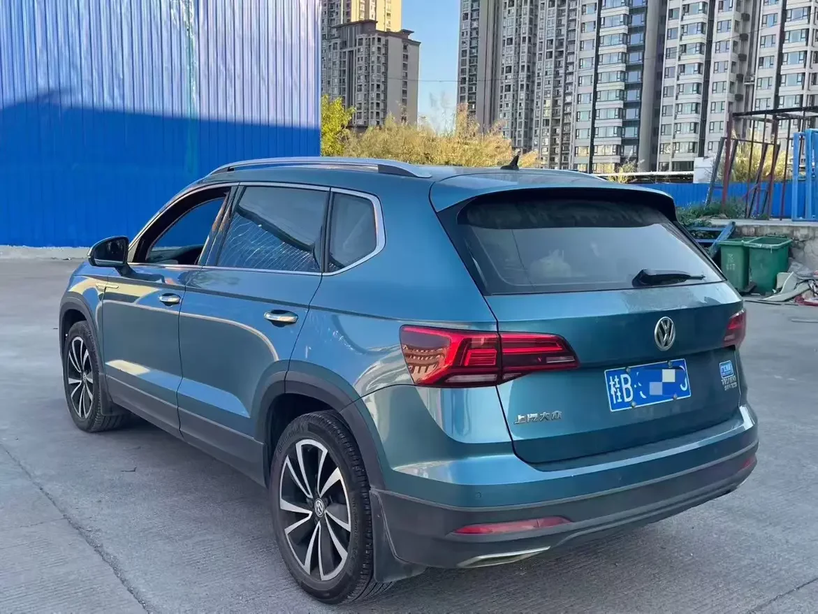 Volkswagen Tharu