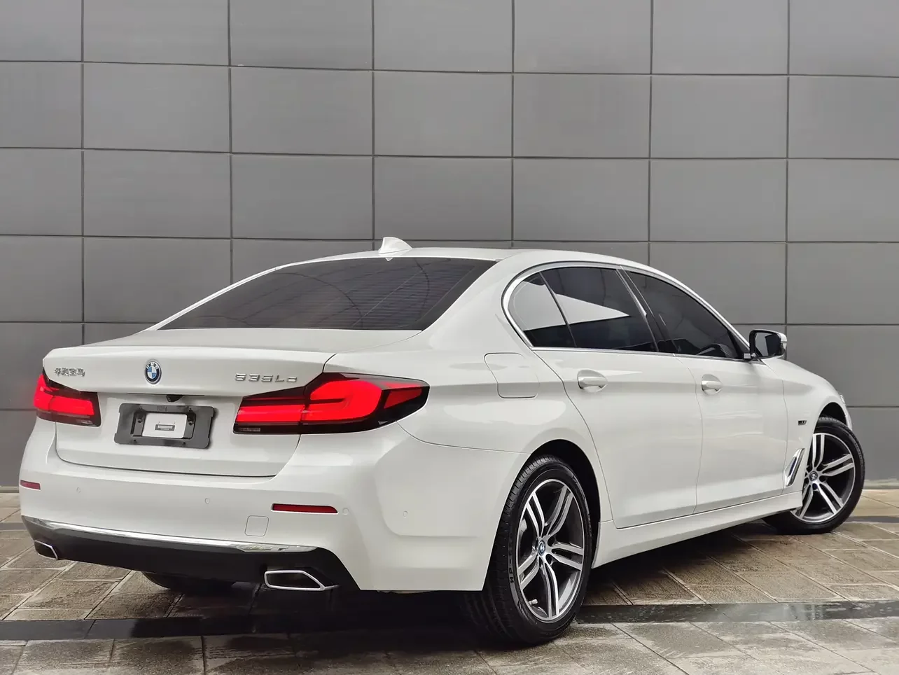 BMW 5 Series PHEV