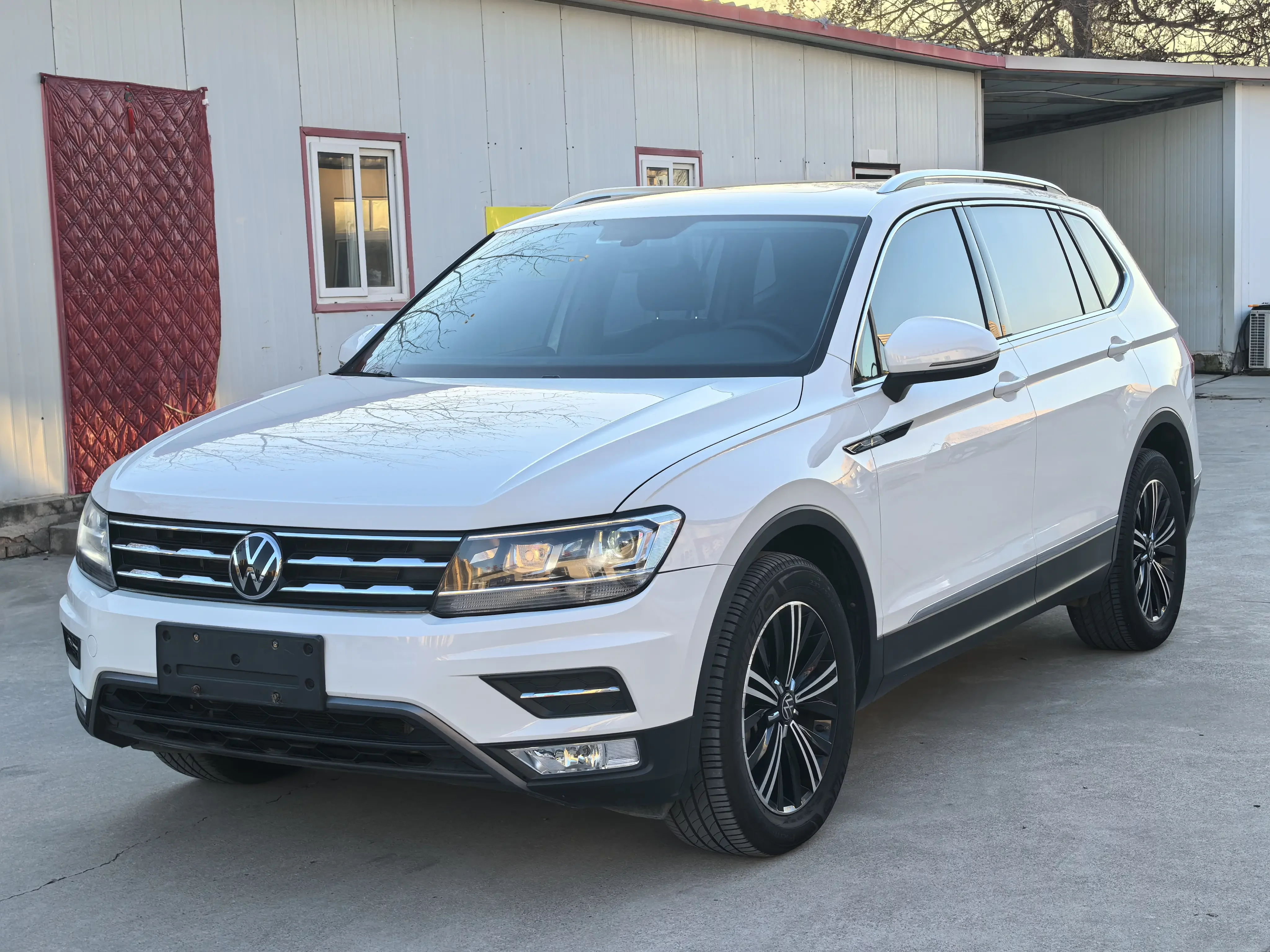 Volkswagen Tiguan L