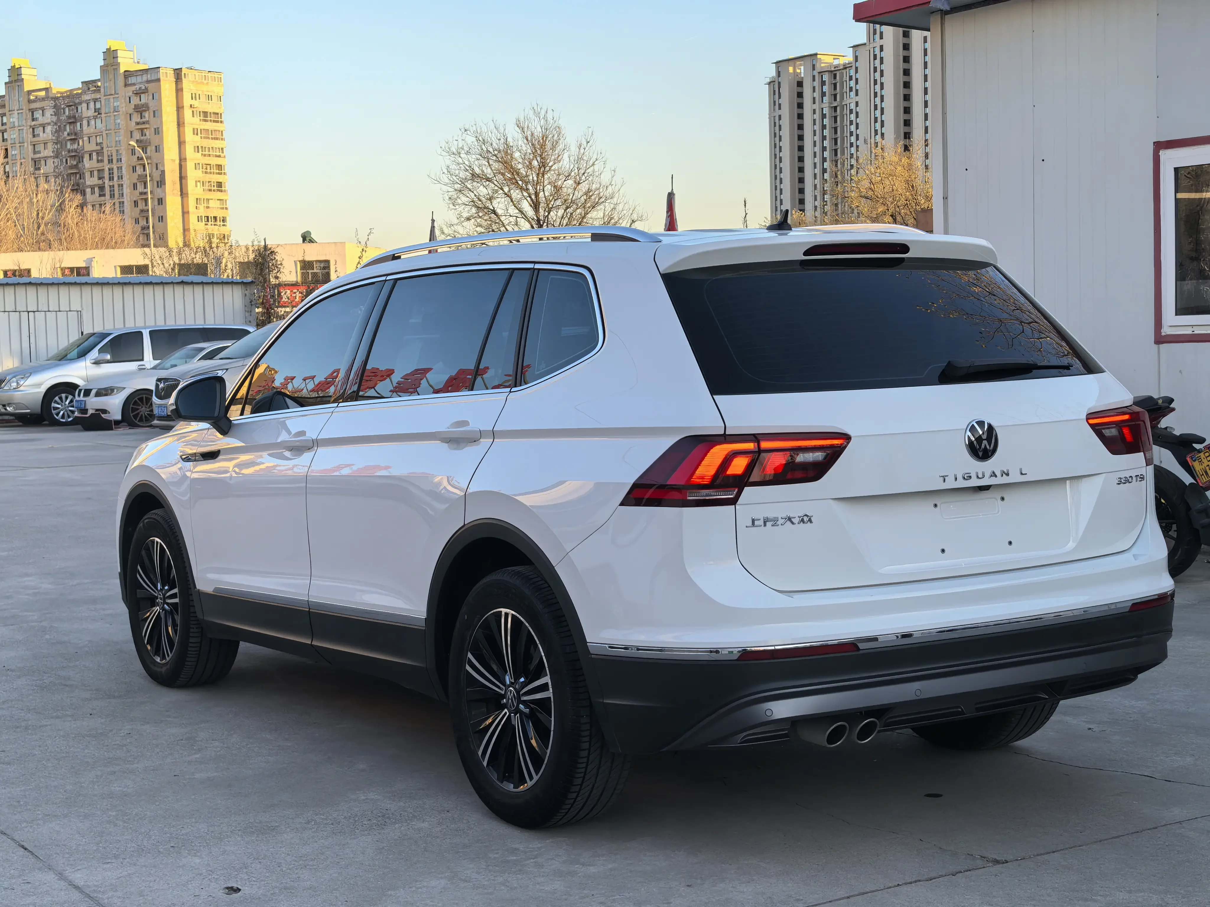 Volkswagen Tiguan L