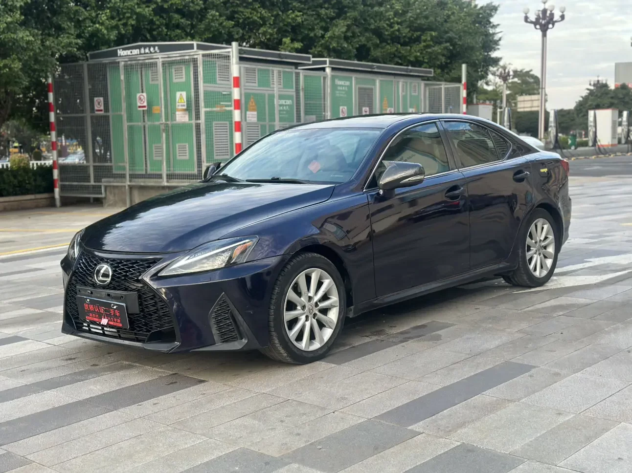 Lexus IS