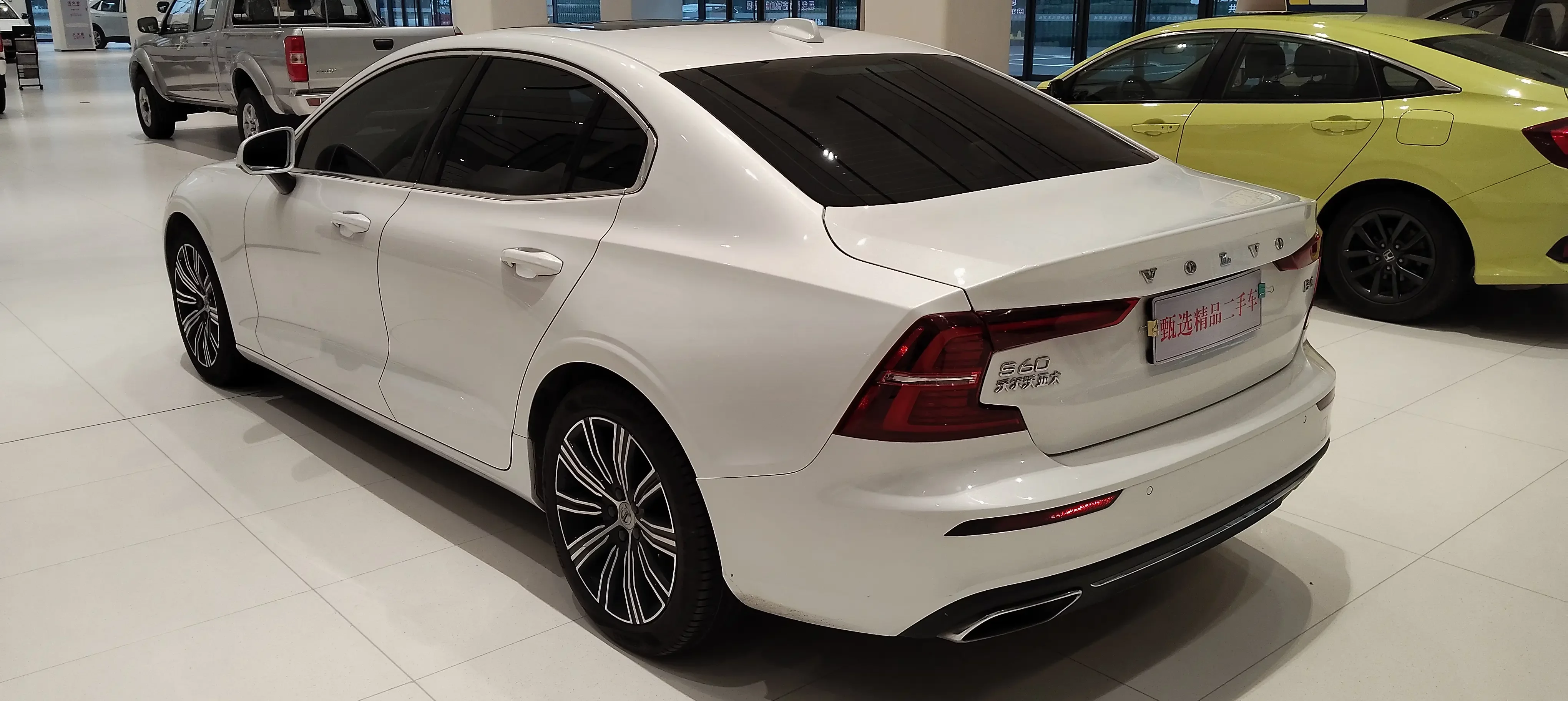 Volvo S60
