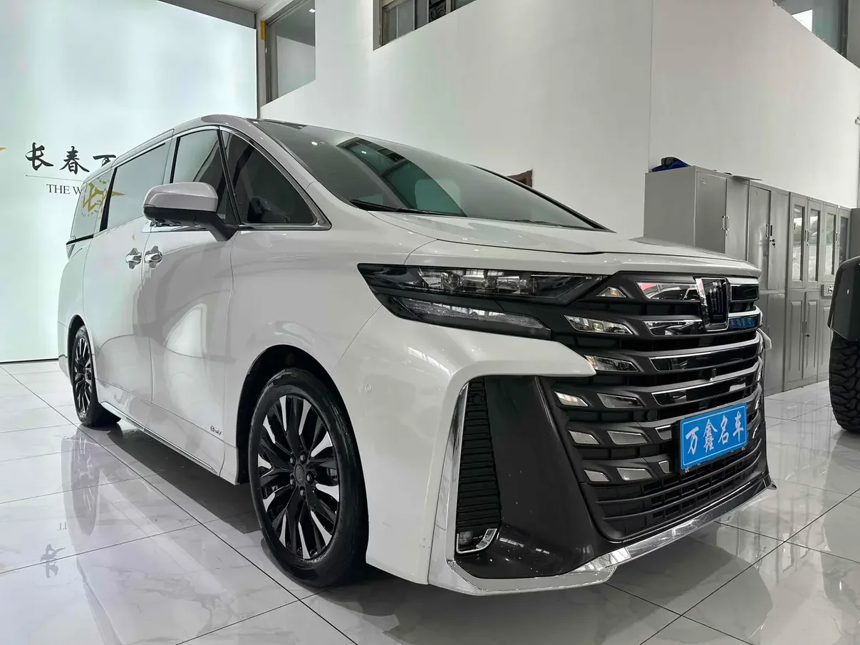 Toyota Crown Wellfire