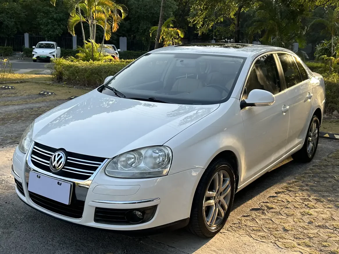 Volkswagen Sagitar