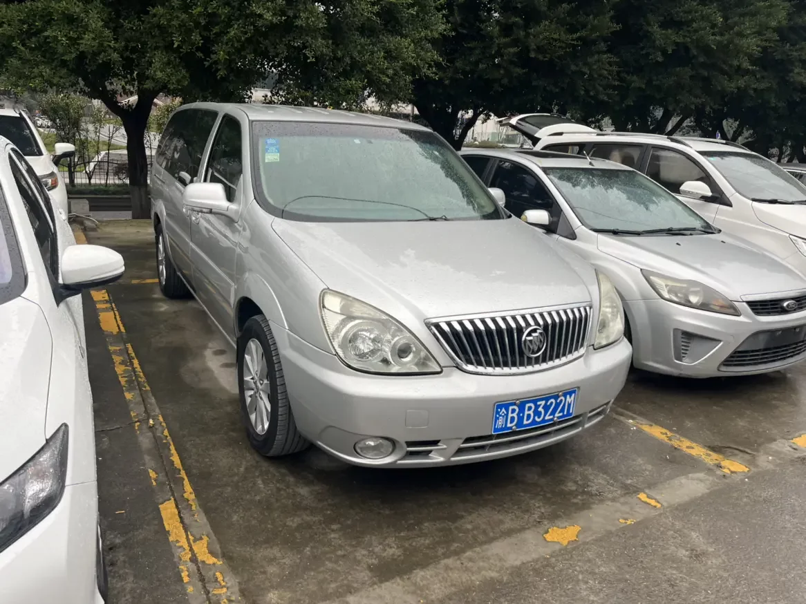 Buick GL8