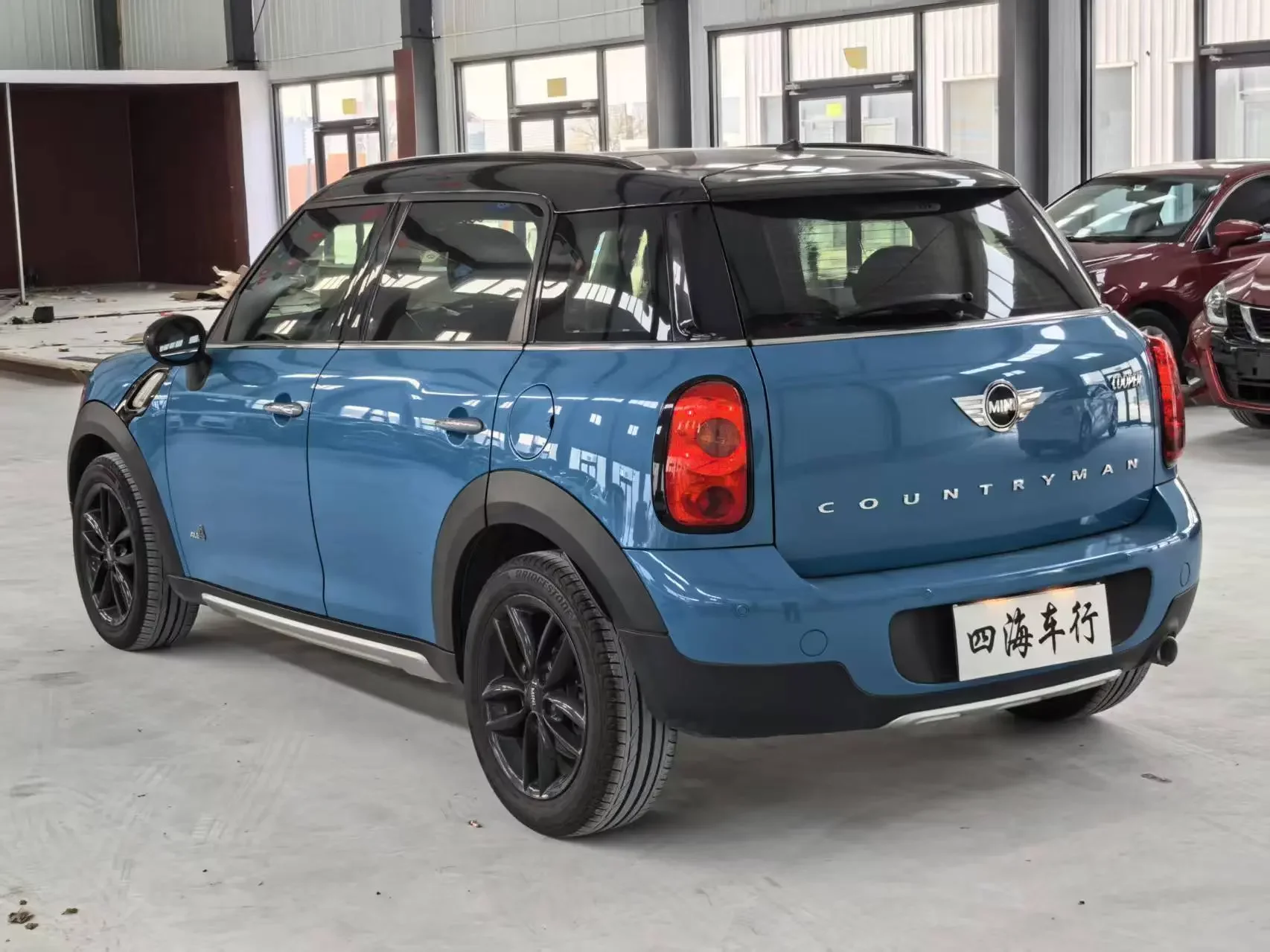 MINI COUNTRYMAN