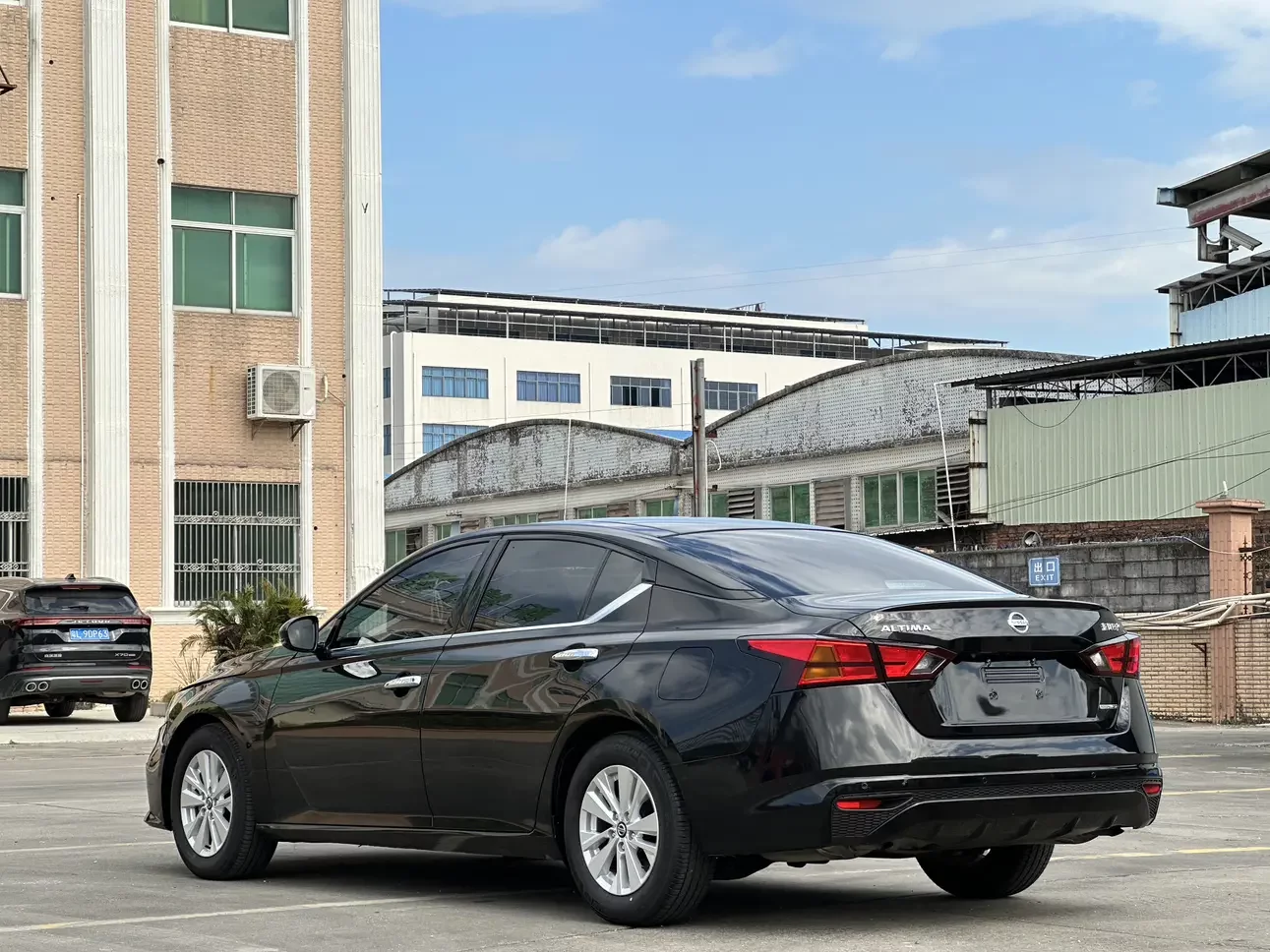 Nissan Altima