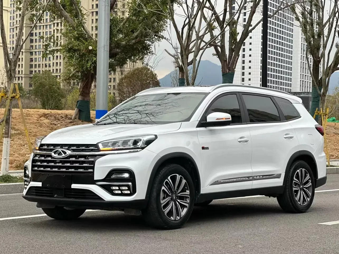 Chery Tiggo 8
