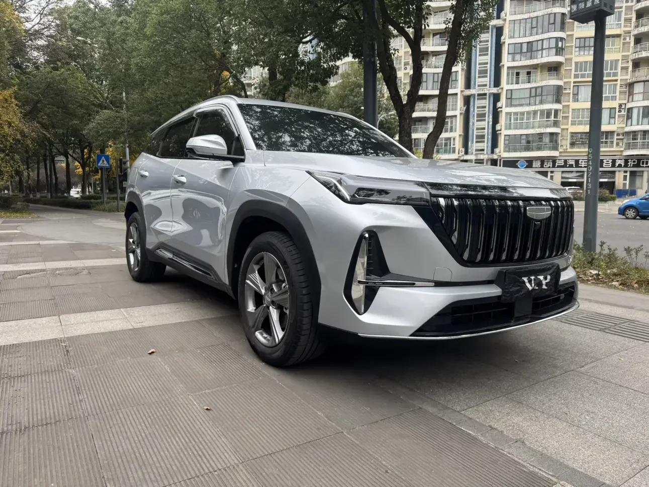 Geely Atlas L