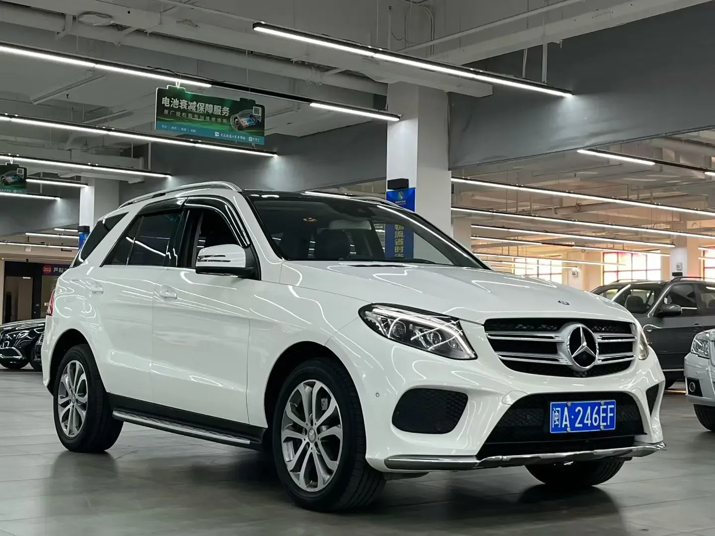 Mercedes-Benz GLE (Imported)