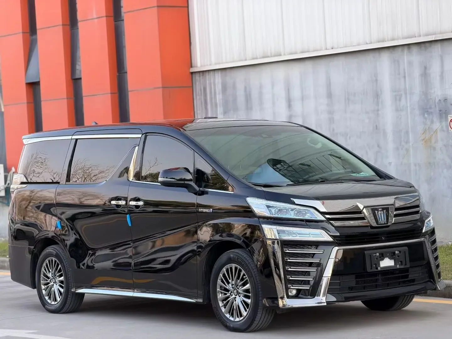 Toyota Crown Wellfire