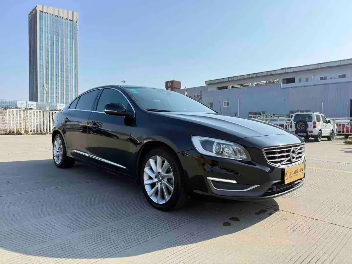 Volvo S60