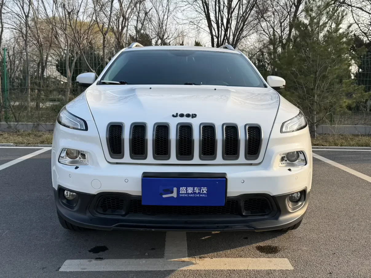 Jeep Cherokee  из Китая