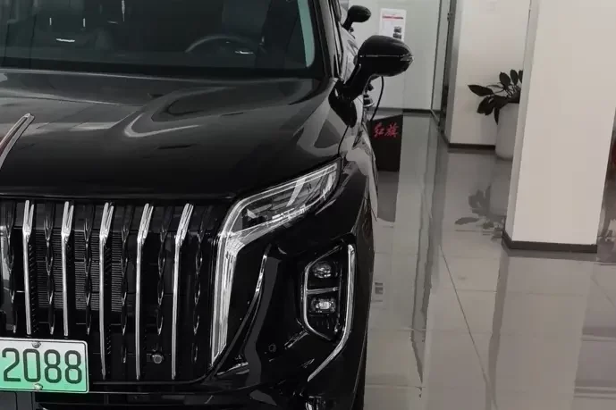 Hongqi HS7 PHEV