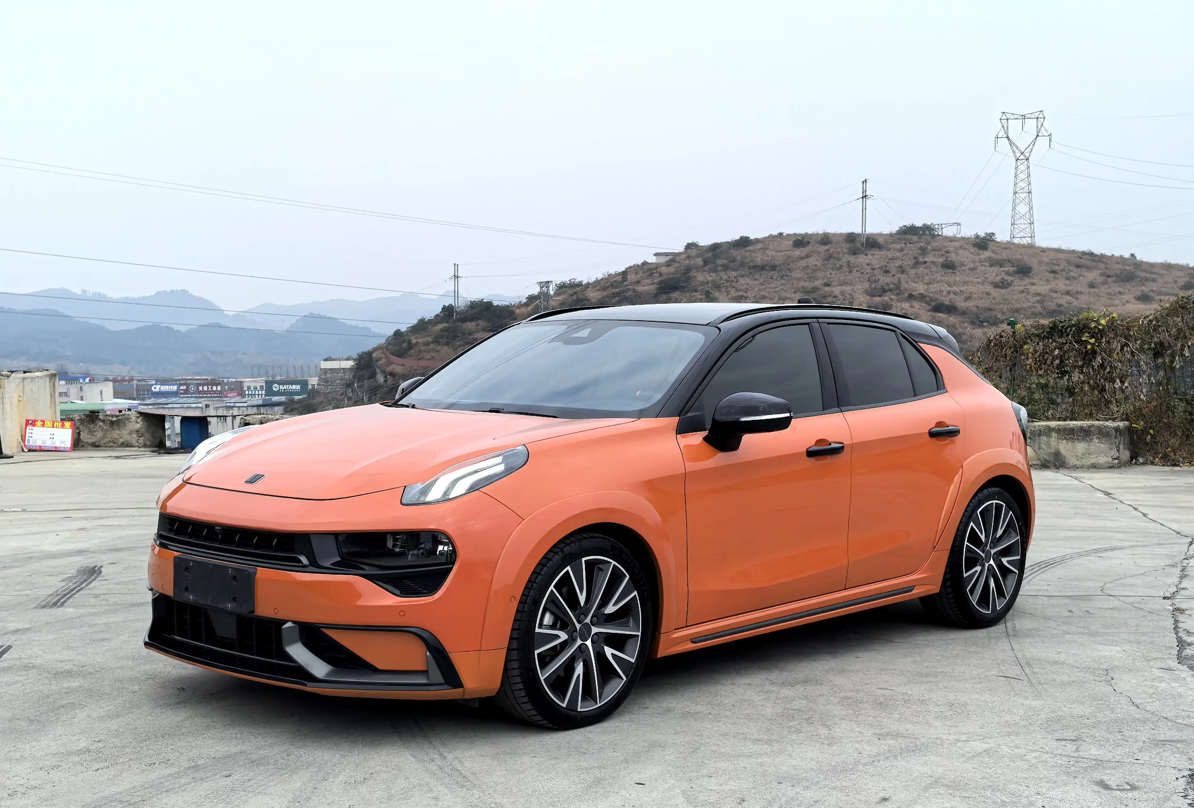 Lynk & Co 02 Hatchback
