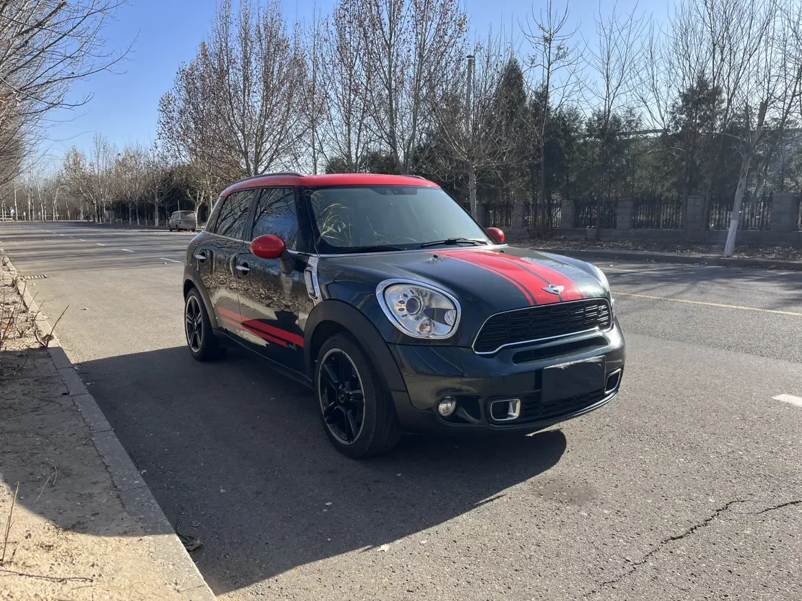 MINI COUNTRYMAN