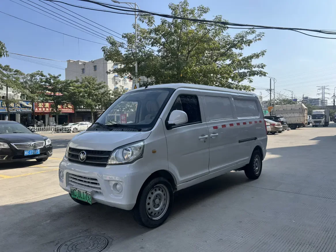 New Longma Automobile Qiteng M70 EV