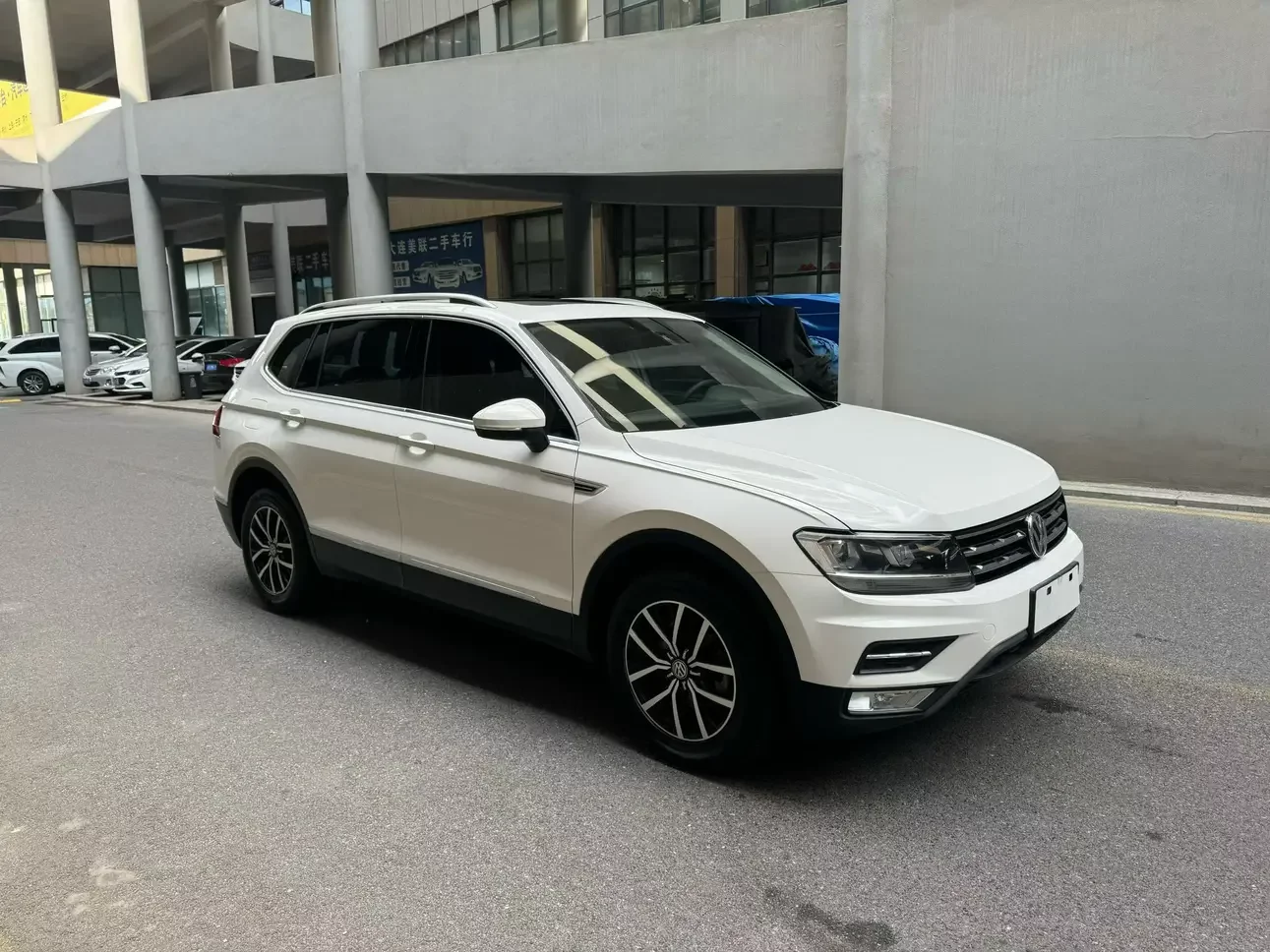 Volkswagen Tiguan L