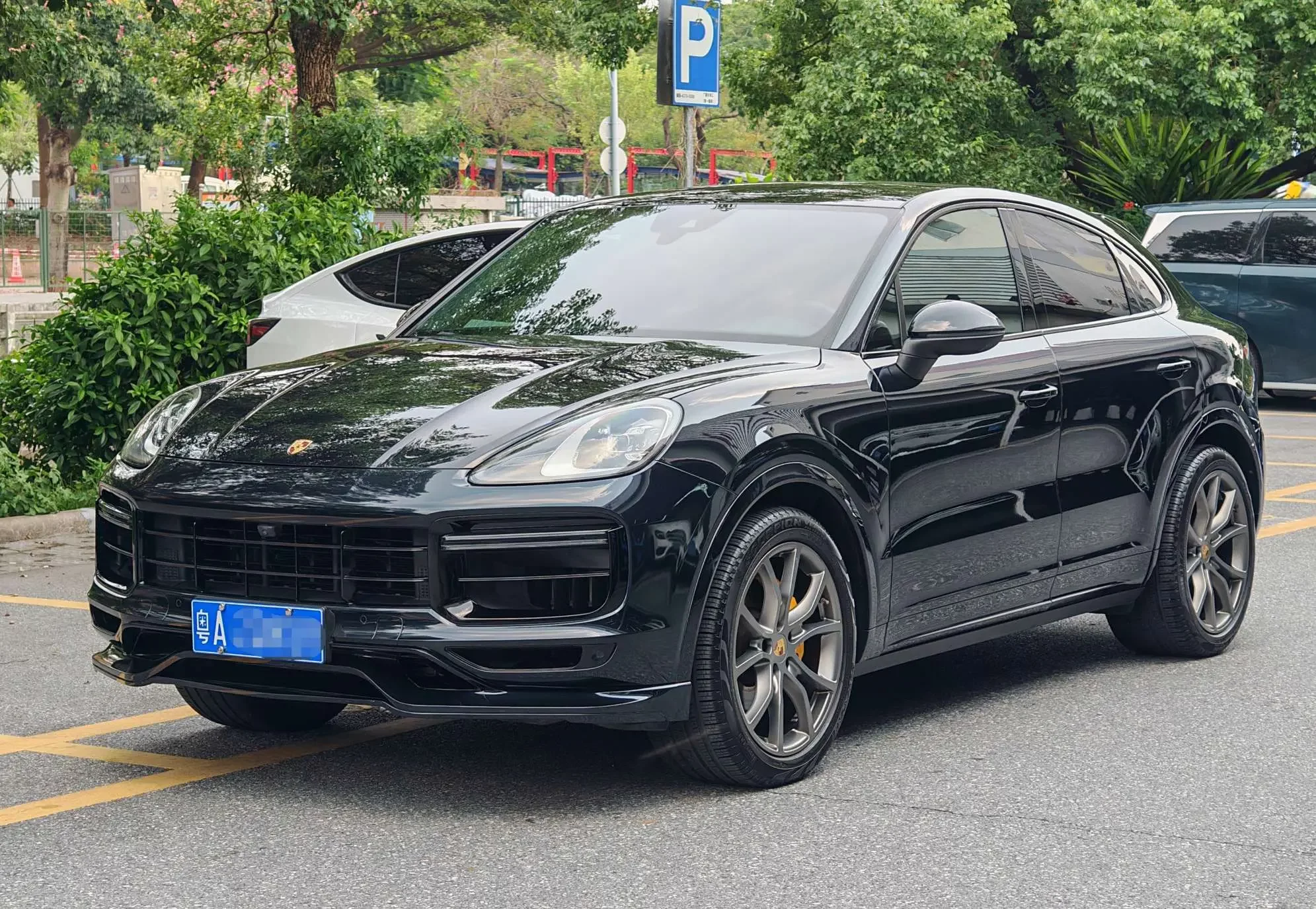 Porsche Cayenne Coupe